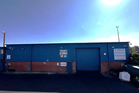 Industrial unit to rent - Trevor Street, Nechells, Birmingham, B7 5RG