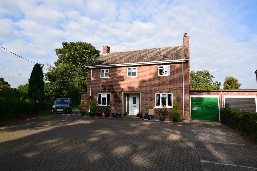 Haylings Road, Leiston 3 bed detached house for sale £450,000