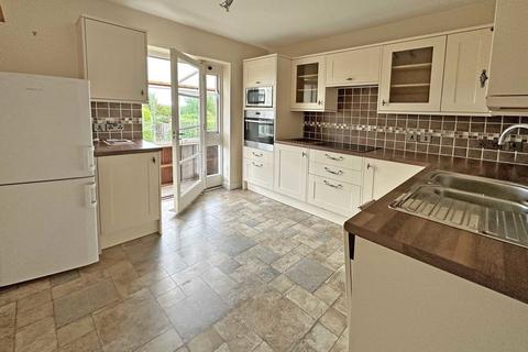 62 Crockwells Road, Exminster, Exeter, EX6 8DQ