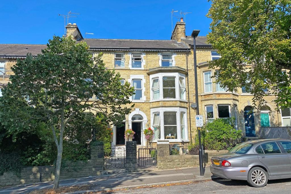 Franklin Road, Harrogate 6 bed townhouse for sale £700,000