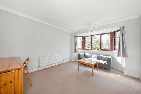 5 Chartwell Close, Croydon, CR0 2AW