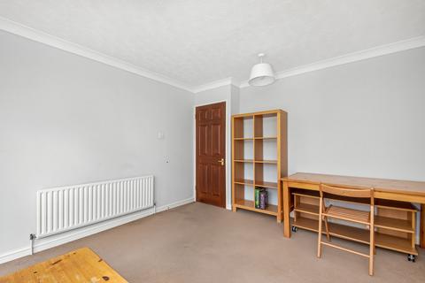 5 Chartwell Close, Croydon, CR0 2AW