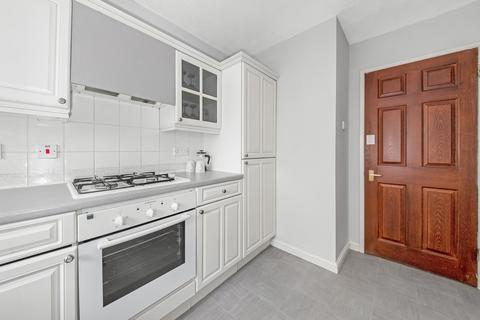 5 Chartwell Close, Croydon, CR0 2AW
