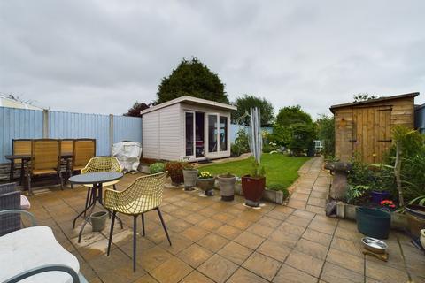 98 Ashtree Road, Barton Under Needwood, Burton-on-trent, DE13 8LL