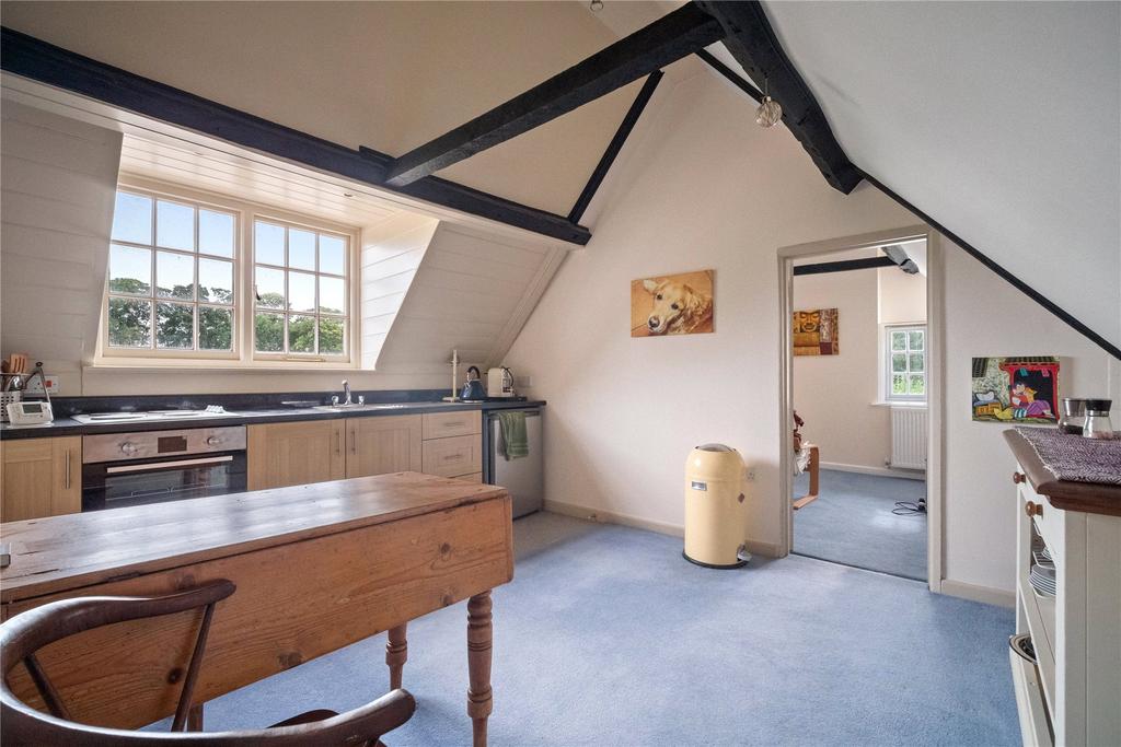 Top Floor Flatlet