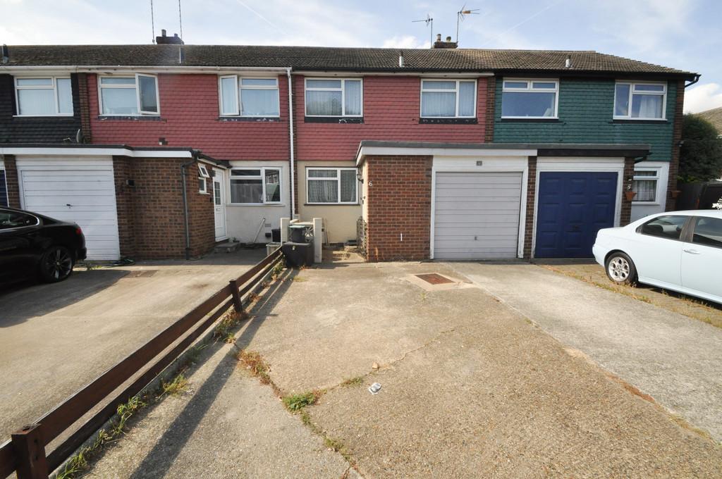 Willow Walk, Hadleigh 3 bed terraced house for sale £290,000