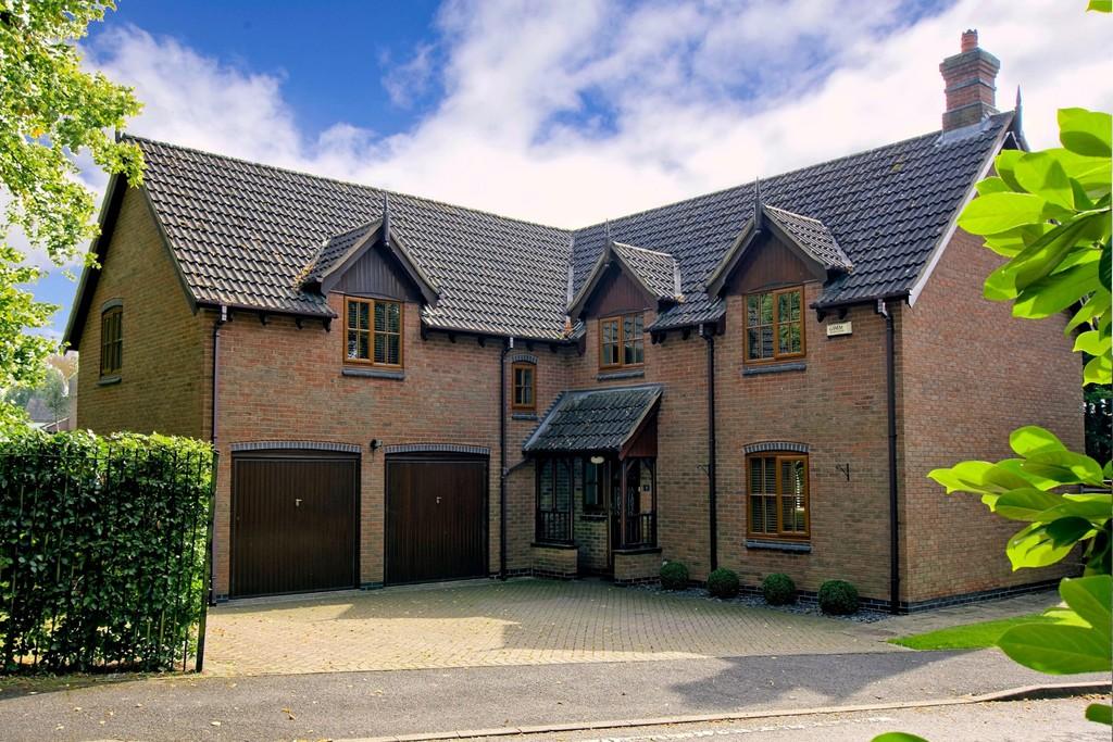Hall Gardens, Ravenstone 6 bed detached house for sale £575,000