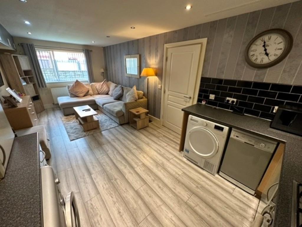 Living/kitchen