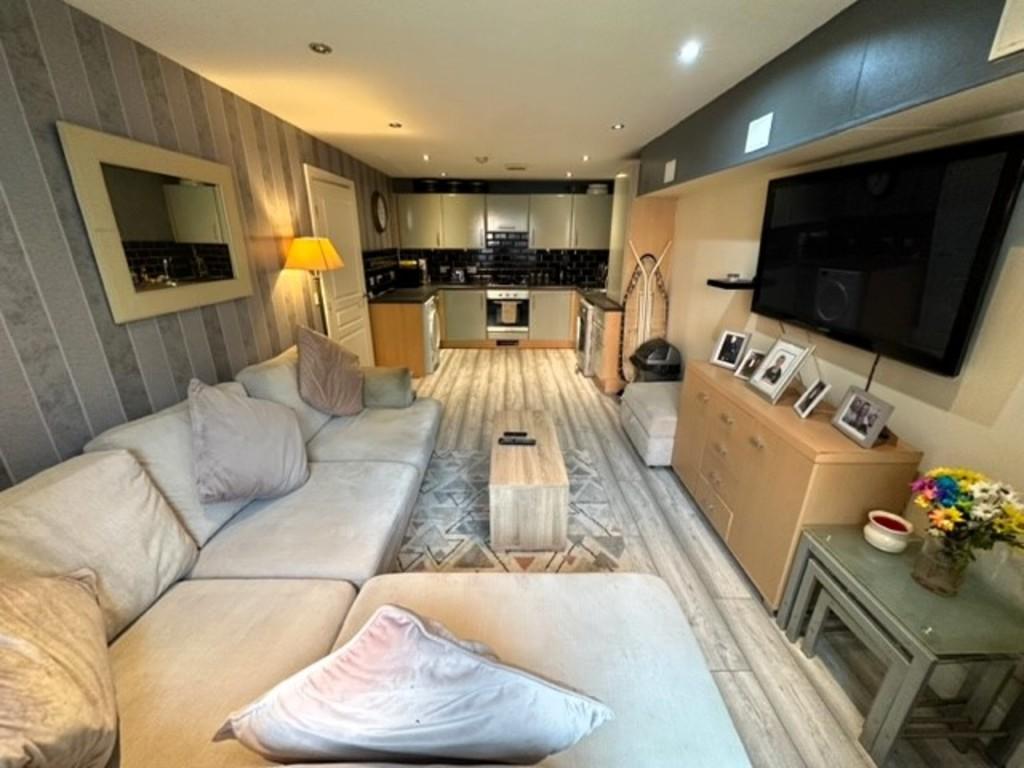 Living/kitchen
