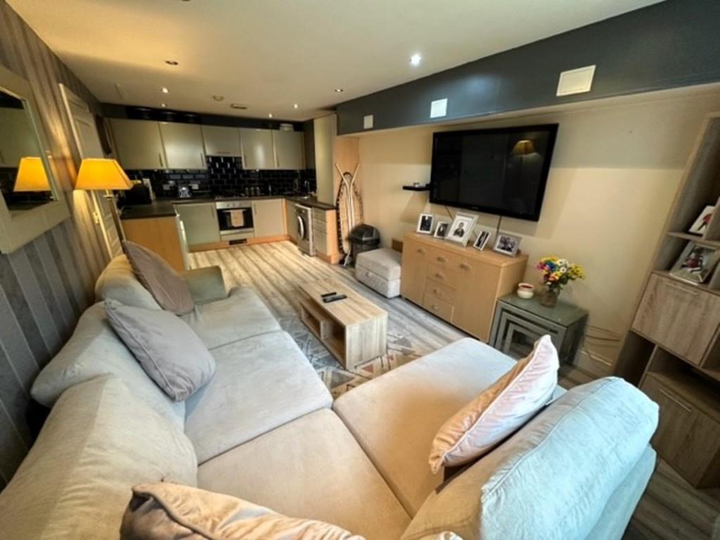Living/kitchen