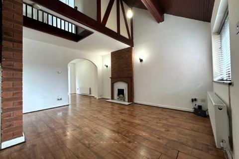2 bedroom semi-detached house to rent, Stonemead Close, Great Lever, Bolton