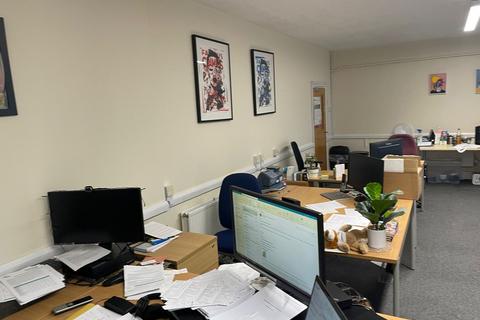 Office to rent - OFFICE TO LET, unit A1