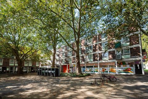 40 Compton Close, London, NW1 3QS