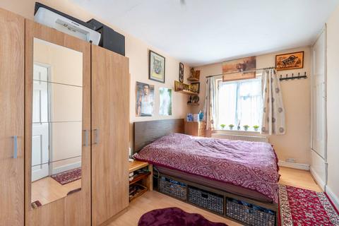 3 bedroom house for sale, Queensbury Road, Alperton, Wembley, HA0