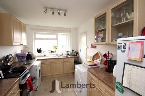 35 Lords Lane, Studley, B80 7QW