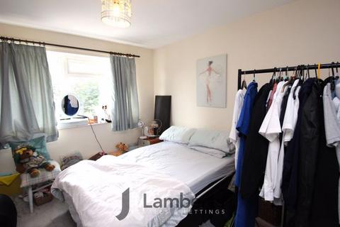 35 Lords Lane, Studley, B80 7QW
