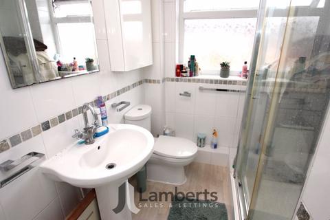 35 Lords Lane, Studley, B80 7QW