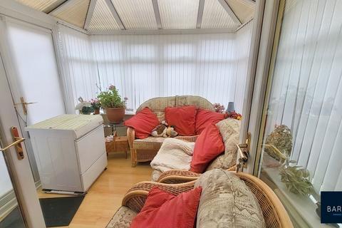 8 Teasel Close, Oakenshaw, Bradford, BD12 7DH