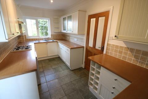 3 bedroom semi-detached house to rent, Mere Way, Swanland