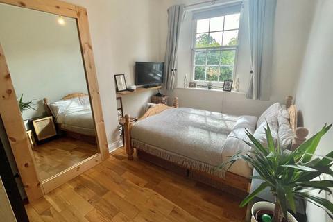 2 bedroom flat for sale, Chapelfields, Cuckfield
