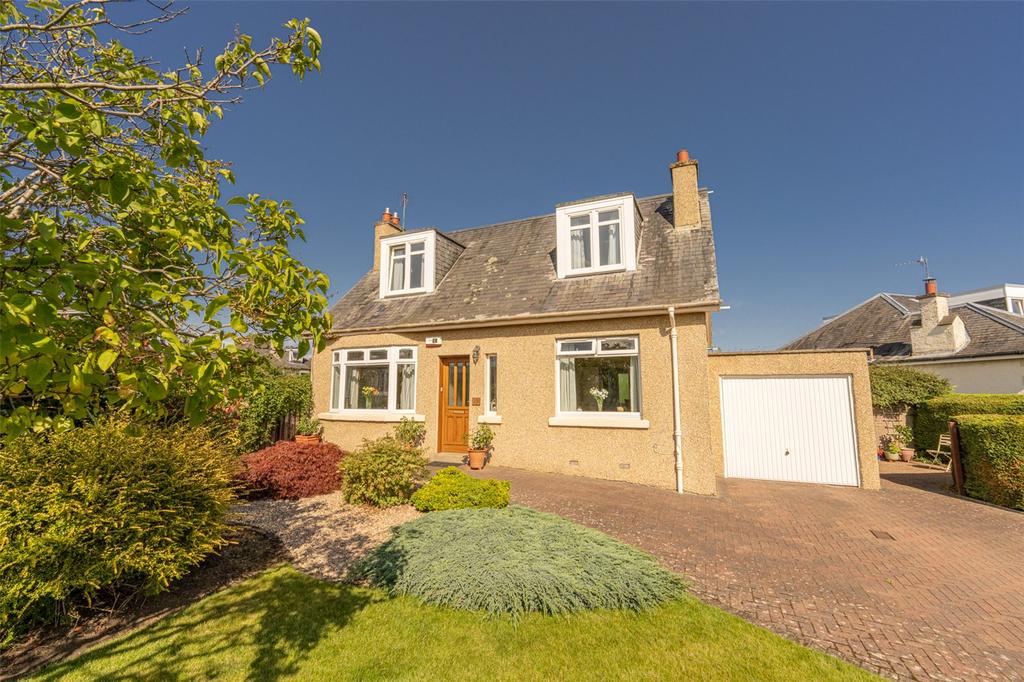 25 Craigleith Hill Green, Edinburgh, EH4 3 bed detached house £465,000
