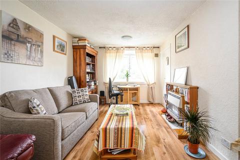 50/5 Dochart Drive, Edinburgh, EH4 7LR