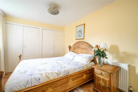 50/5 Dochart Drive, Edinburgh, EH4 7LR