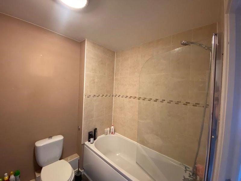 Bathroom 1.1