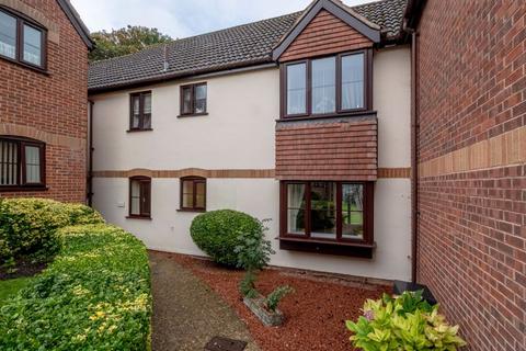 2 bedroom apartment for sale - The Cloisters, Rushden