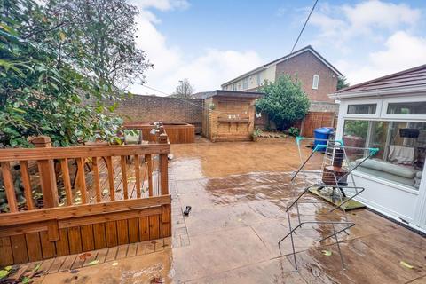 18 Dahlia Close, Lower Darwen, Darwen, BB3 0QZ