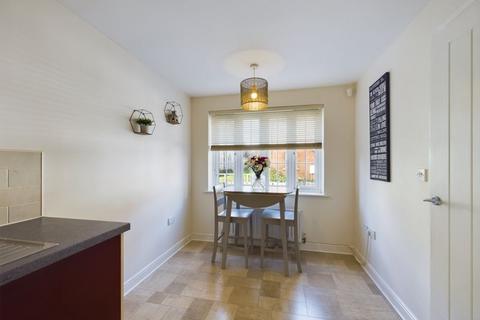 4 Bartletts Elm, Langport, TA10 9BS