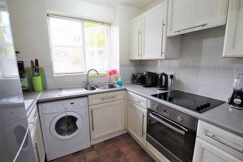 13 Athena Close, Kingston Upon Thames, KT1 3GA