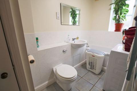 13 Athena Close, Kingston Upon Thames, KT1 3GA