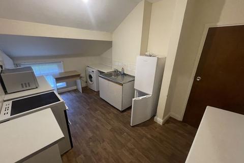 2 bedroom flat to rent, Portland Road, Birmingham