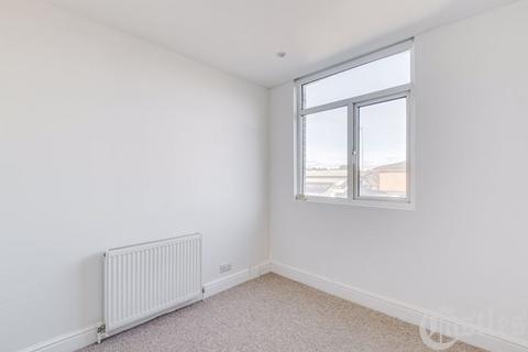 Flat 3, 145 Sydney Road, London, N10 2NL