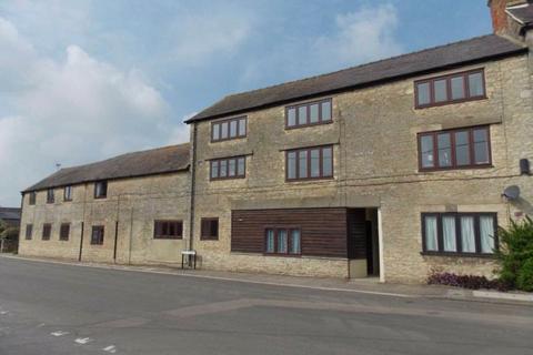 2 bedroom flat for sale, East Street, Fritwell OX27