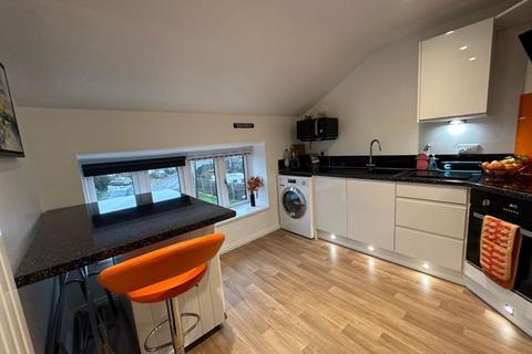 2 bedroom flat for sale, East Street, Fritwell OX27