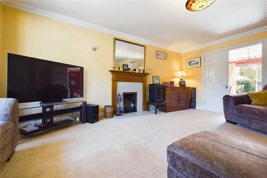Lliving Room