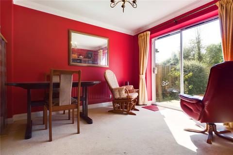 10 Swan Drive, Aldermaston, Reading, RG7 4UZ