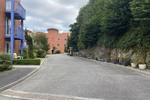 2 bedroom apartment to rent, Millennium Apartments, Browns Hill, Penryn