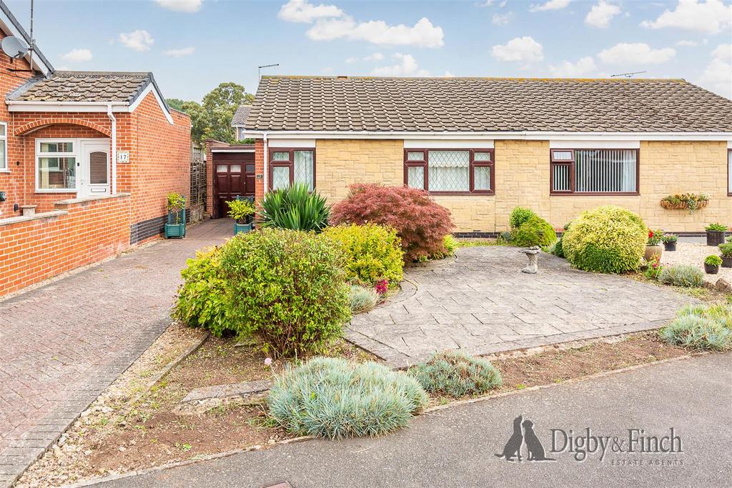 Marshall Road, Cropwell Nottinghamshire 2 bed bungalow for sale
