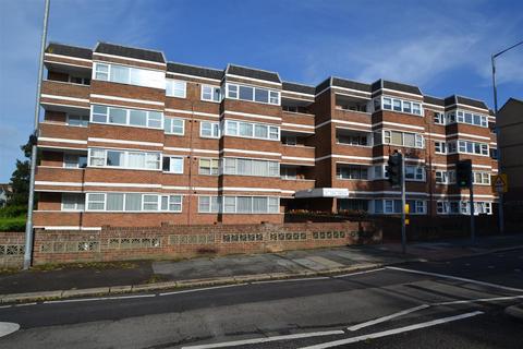 1 bedroom flat to rent, The Drive, Hove, BN3 6FY