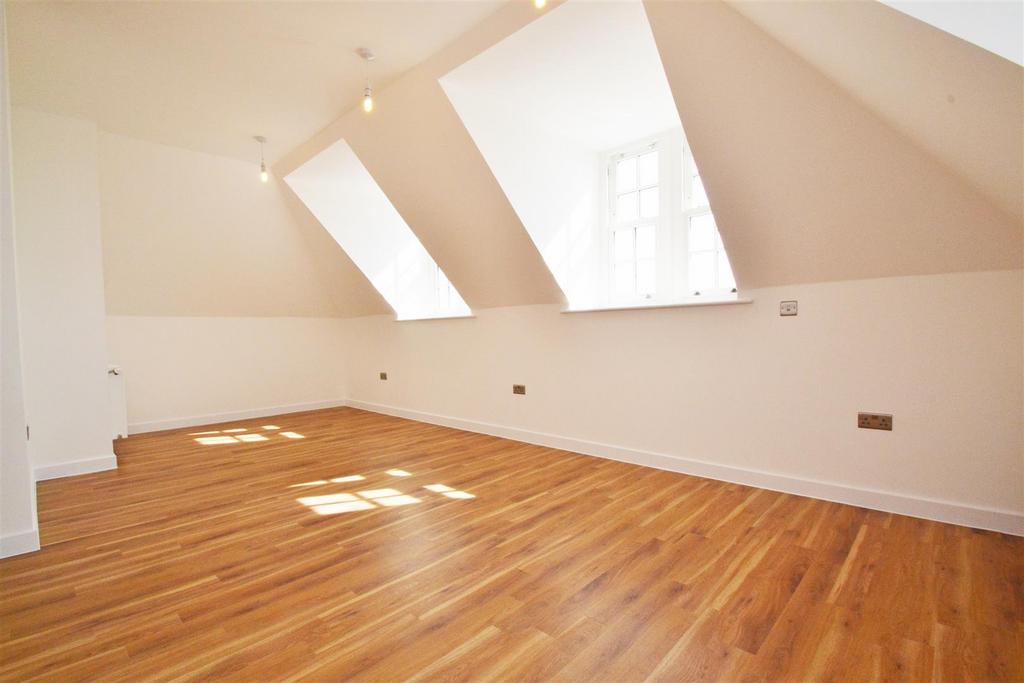 Lounge2.jpg