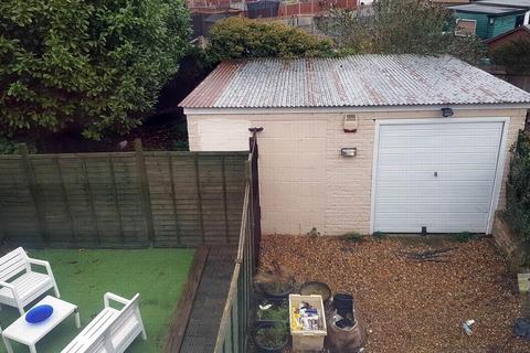 Garage for sale - First Avenue, Enfield