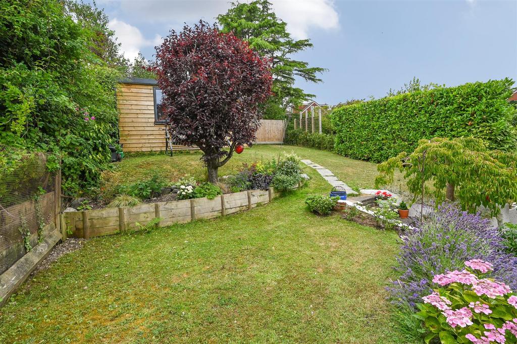 37 Westdenee drive bn1 (9).jpg