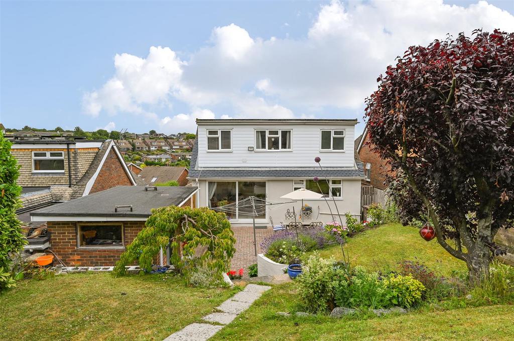 37 Westdenee drive bn1 (11).jpg
