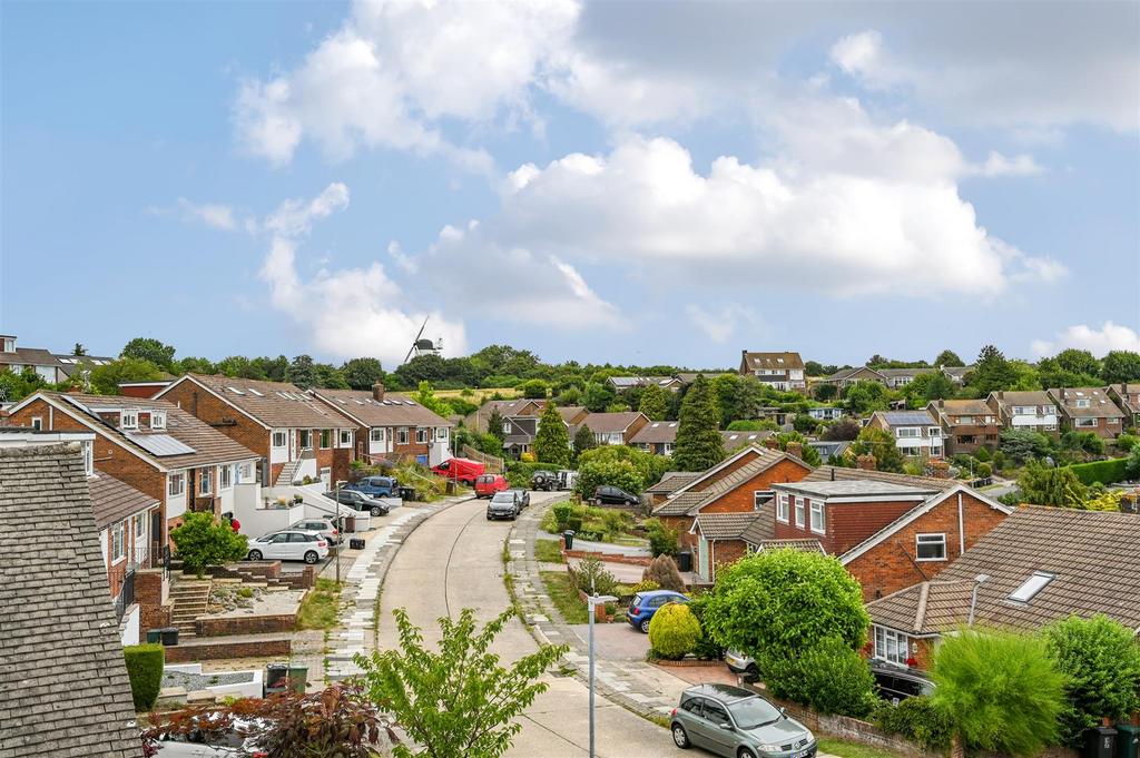 37 Westdenee drive bn1 (3).jpg