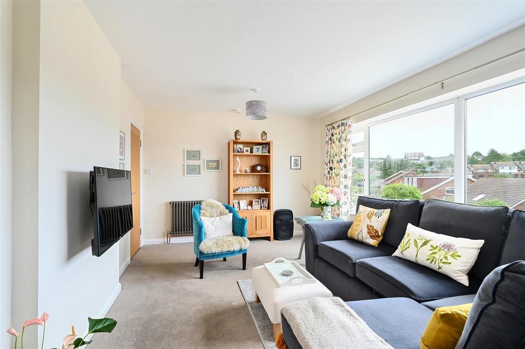 37 Westdenee drive bn1 (14).jpg