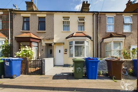 3 bedroom terraced house for sale - Parker Road, Grays