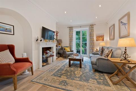 Orchard Cottage, 6 Pump Lane, Ascot, SL5 7RW